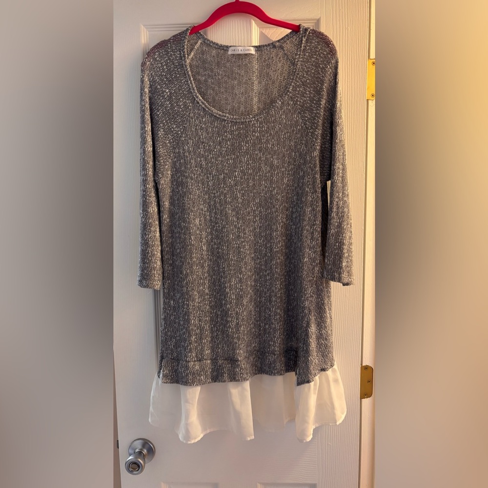 Chris & Carol Heather Gray and Cream Tunic with chiffon ruffle hem